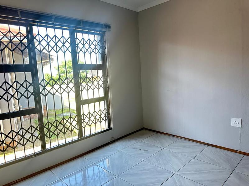 To Let 2 Bedroom Property for Rent in Mthata Eastern Cape